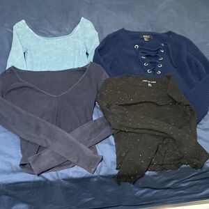 Bundle of long sleeves